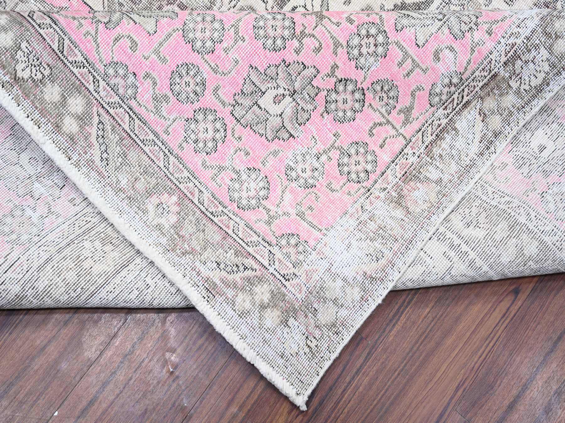 Tabriz Vintage hand-knotted wool rug in Pink, 11'3" x 15'9" — SKU O074481 (view 6)