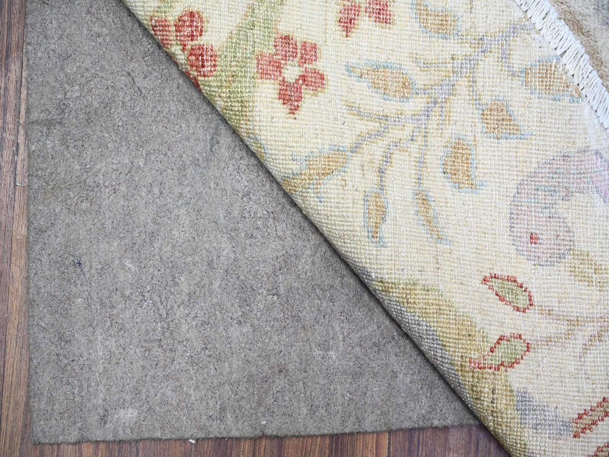 Peshawar Oushak hand-knotted wool rug in Ivory, 7'11" x 7'11" — SKU O074496 (view 4)