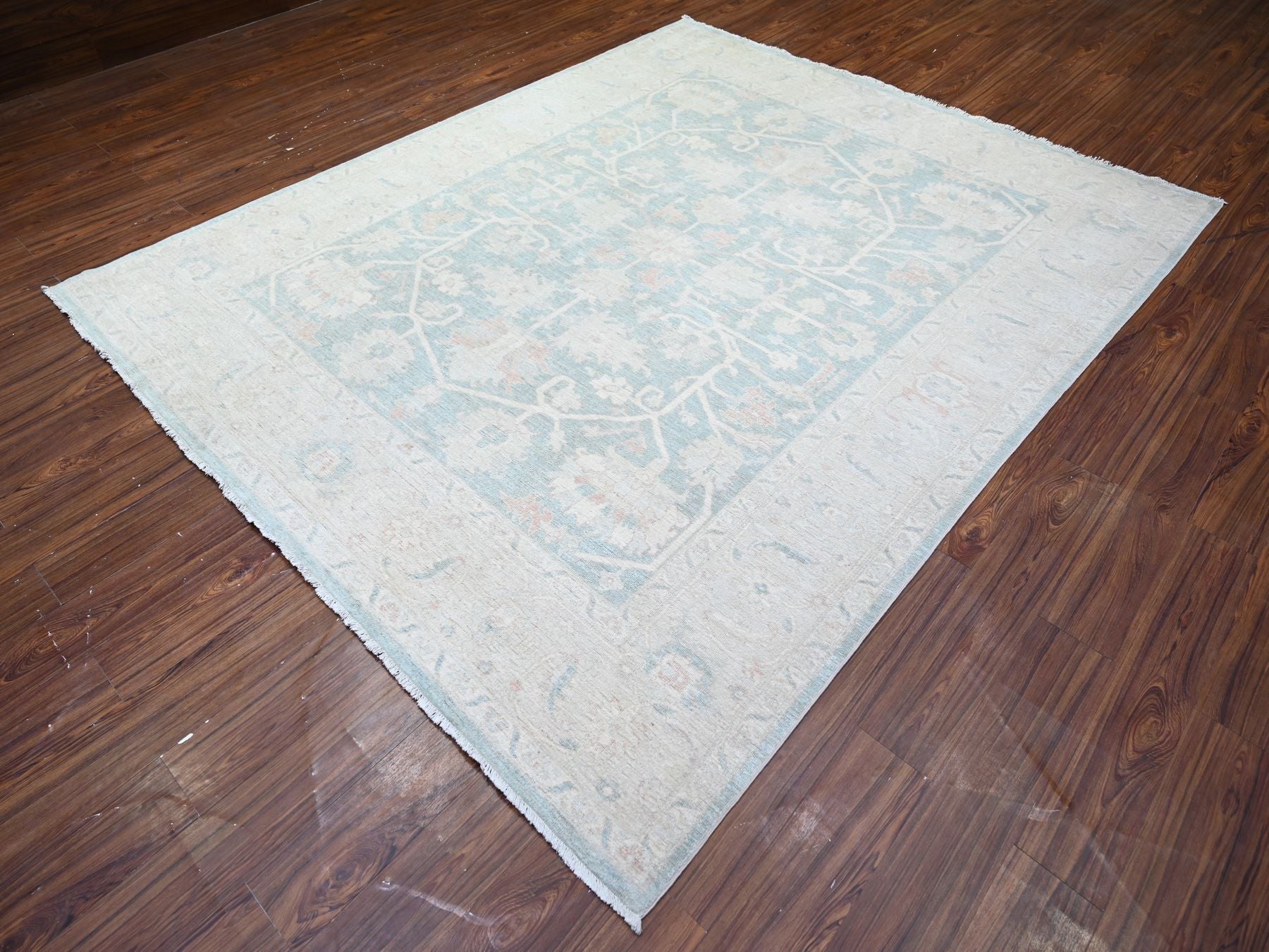 Peshawar Oushak hand-knotted wool rug in Gray & Silver, 7'11" x 9'7" — SKU O074515 (view 3)