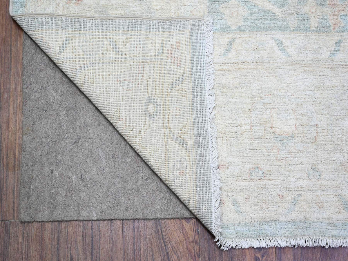 Peshawar Oushak hand-knotted wool rug in Gray & Silver, 7'11" x 9'7" — SKU O074515 (view 4)