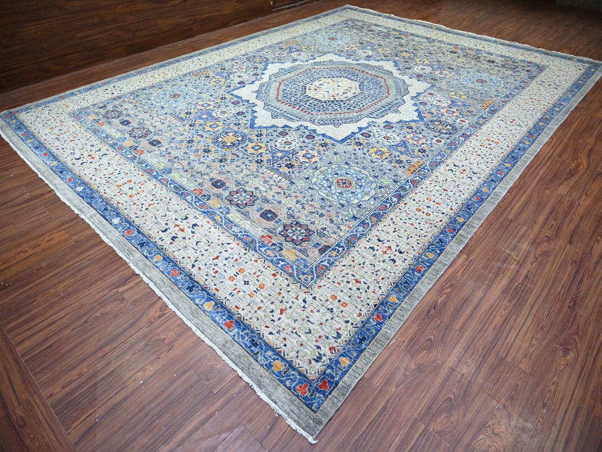 Mamluk Mamluk hand-knotted wool rug in Gray & Gentle Gray, 11'9" x 16'1" — SKU O074556 (view 3)