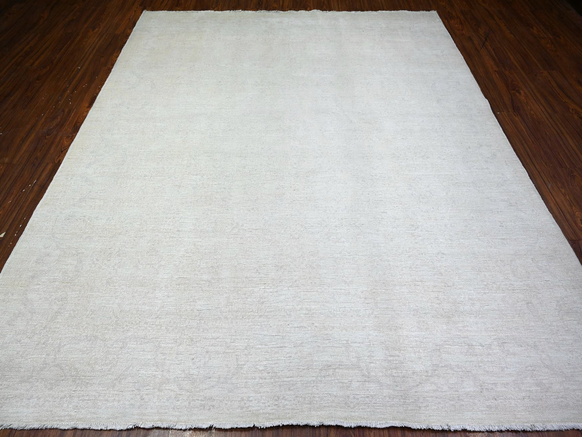 Peshawar Oushak hand-knotted wool rug in Gray, 8'1" x 9'5" — SKU O074575 (view 2)