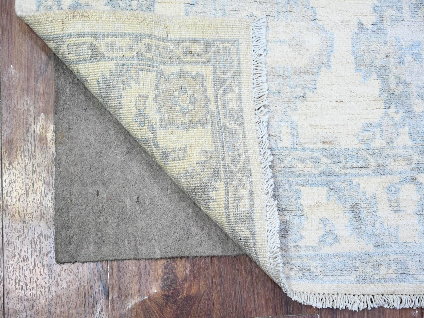 Peshawar Oushak hand-knotted wool rug in Ivory, 3'11" x 5'9" — SKU O074580 (view 2)