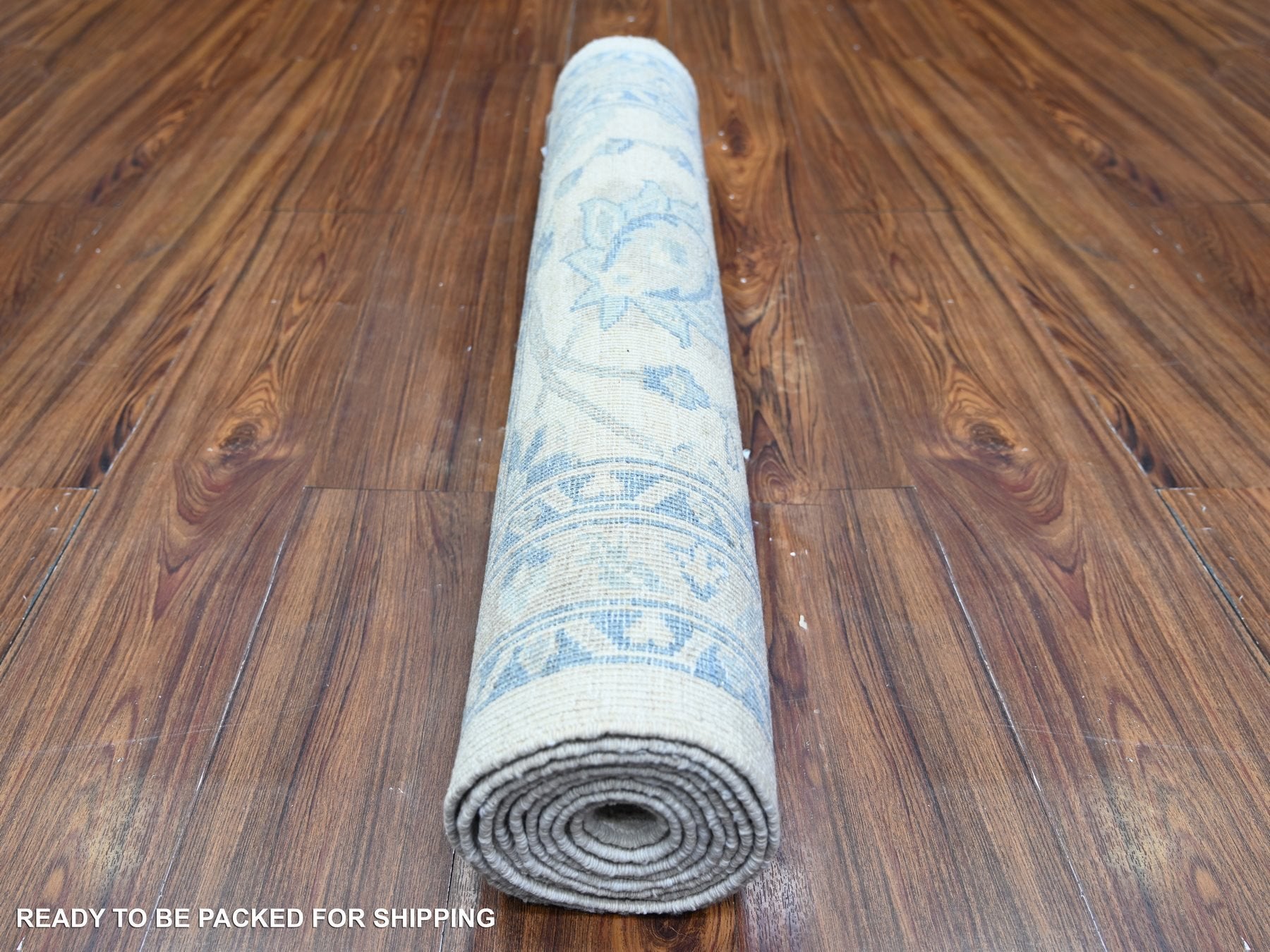 Peshawar Oushak hand-knotted wool runner in Ivory & Silver Chalice, 2'10" x 9'7" — SKU O074582 (view 4)