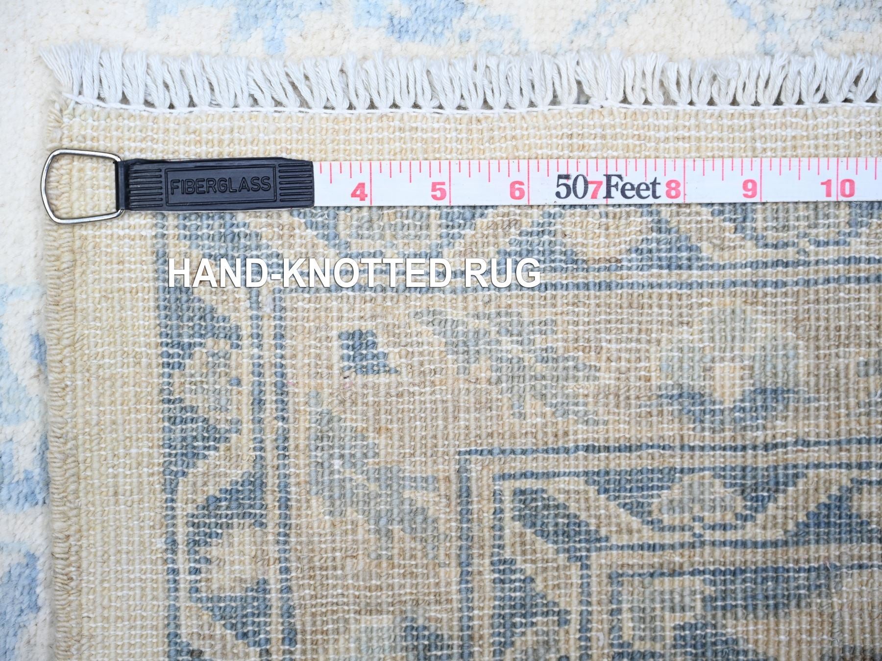 Peshawar Oushak hand-knotted wool runner in Ivory & Silver Chalice, 2'10" x 9'7" — SKU O074582 (view 6)