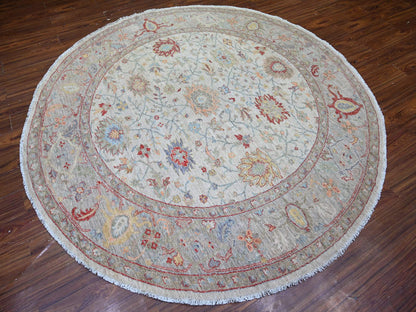 Mahal Oushak hand-knotted wool rug in Ivory & Gray, 7'10" x 7'11" — SKU O074596 (view 3)