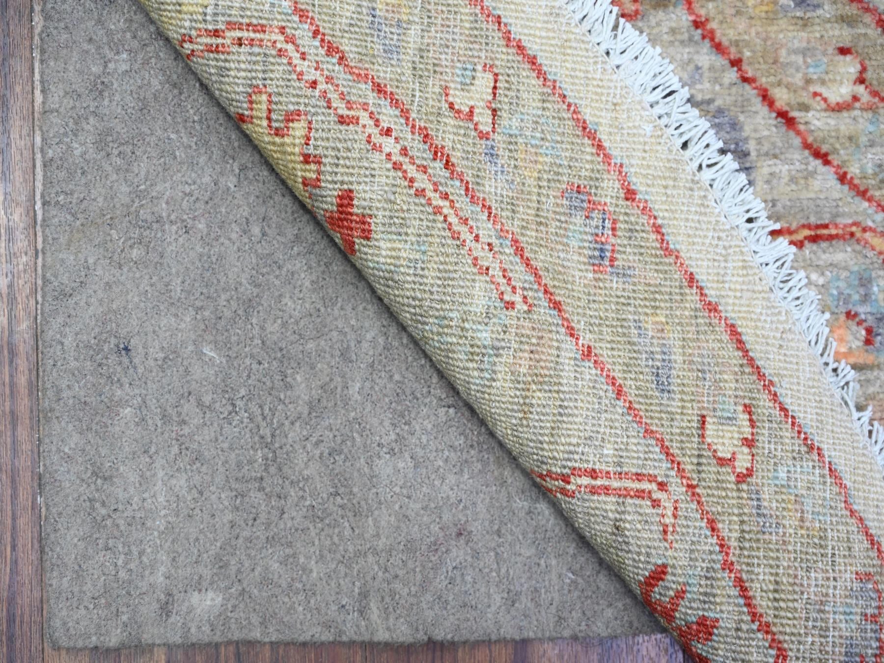 Mahal Oushak hand-knotted wool rug in Ivory & Gray, 7'10" x 7'11" — SKU O074596 (view 4)
