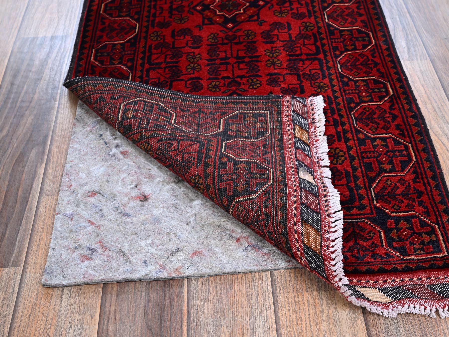 Tribal & Geometric hand-knotted wool runner in Red, 1'9" x 4'11" — SKU O0745 (view 3)