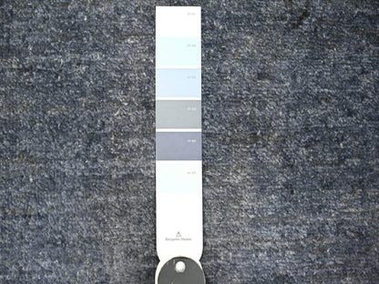 Modern / Contemporary hand-knotted wool rug in Gray, 8'10" x 12'1" — SKU O074629 (view 7)