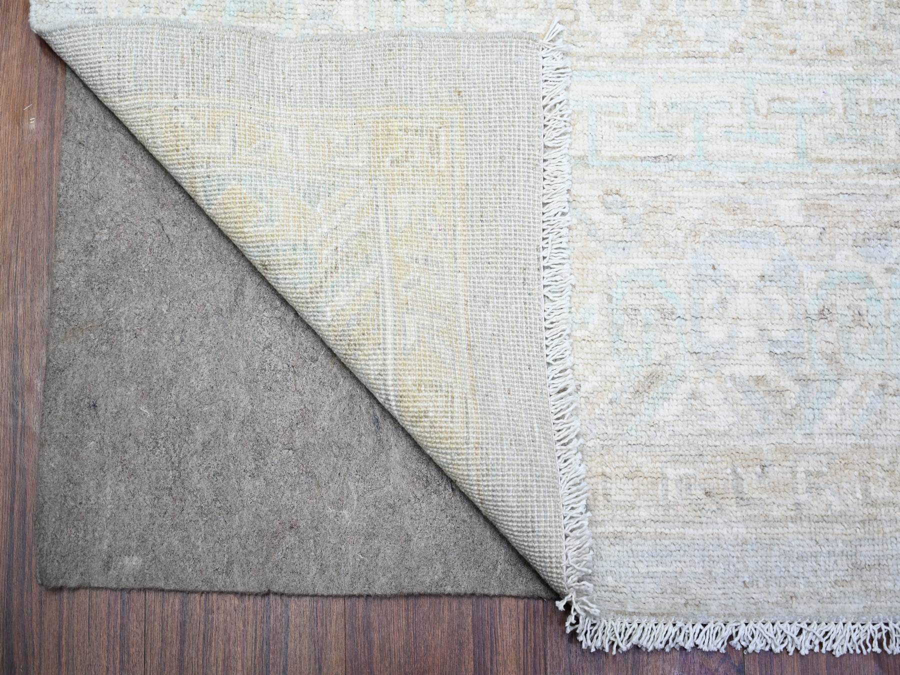 Khotan Khotan hand-knotted wool rug in Gray, 7'11" x 9'10" — SKU O074640 (view 4)