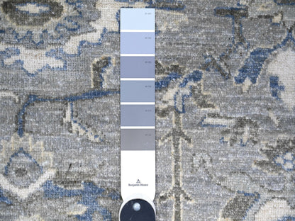 Heriz Heriz hand-knotted wool rug in Gray & Delicate White, 7'10" x 9'9" — SKU O074679 (view 7)