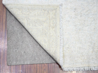Peshawar Oushak hand-knotted wool runner in Ivory & Gray, 2'7" x 19'1" — SKU O074777 (view 2)