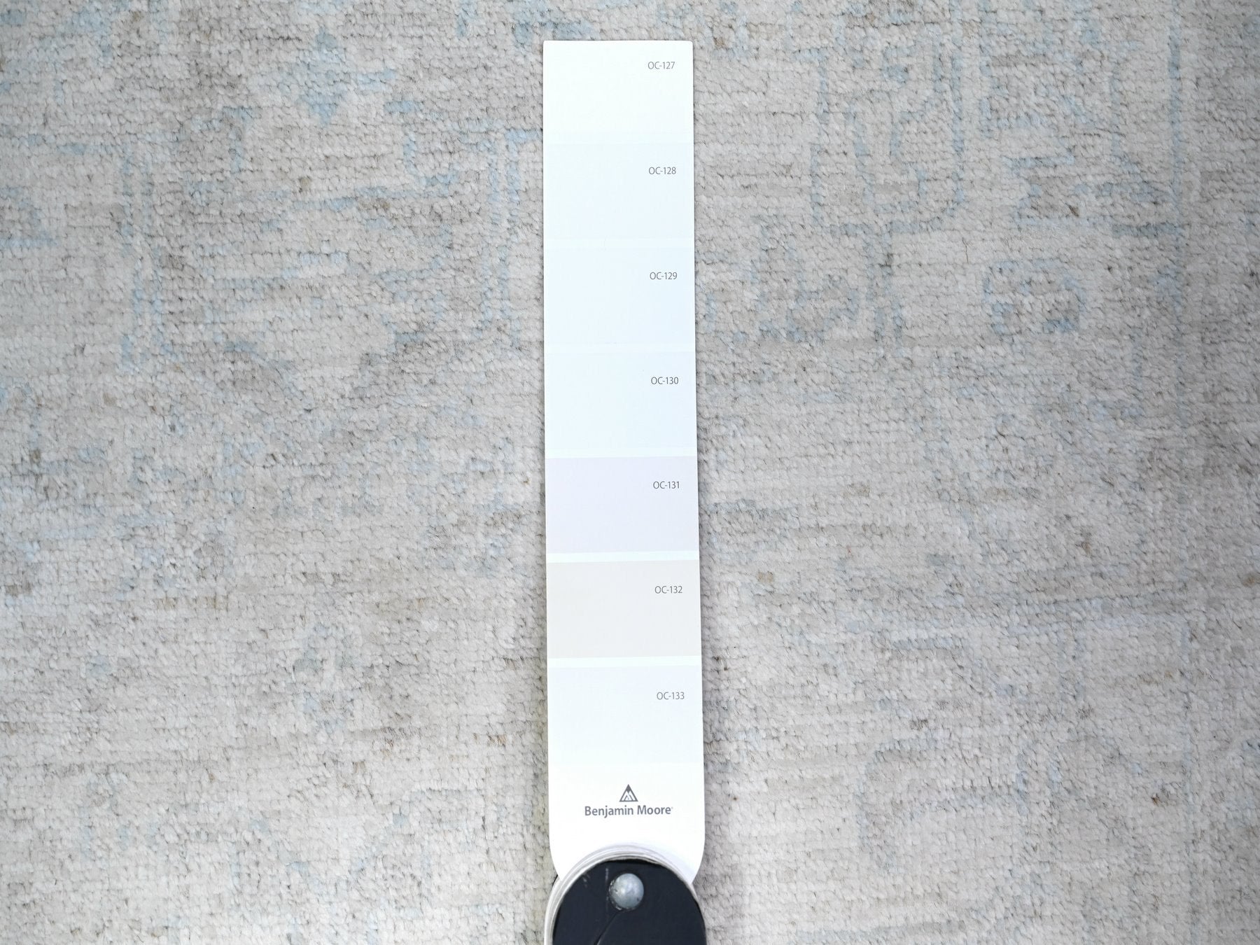 Peshawar Oushak hand-knotted wool runner in Ivory & Gray, 2'7" x 19'1" — SKU O074777 (view 3)