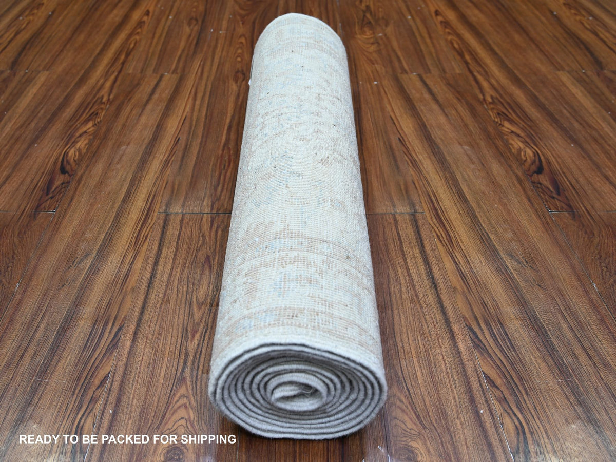 Peshawar Oushak hand-knotted wool runner in Ivory, 2'4" x 10'2" — SKU O074874 (view 4)