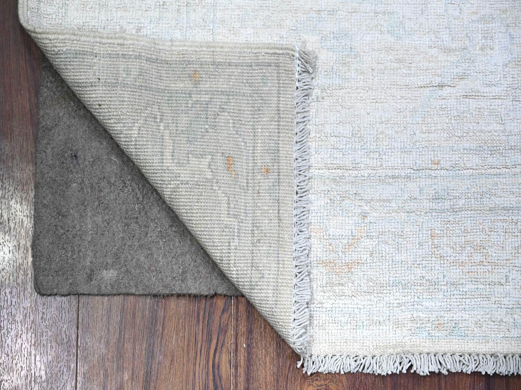 Peshawar Oushak hand-knotted wool rug in Ivory & Gray, 3'10" x 5'8" — SKU O074880 (view 2)