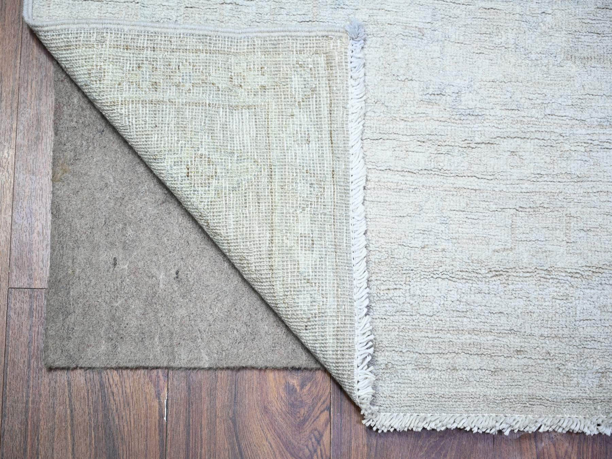 Peshawar Oushak hand-knotted wool rug in Gray, 5' x 6'9" — SKU O074949 (view 2)