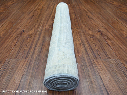 Peshawar Oushak hand-knotted wool runner in Gray & Ivory, 3'9" x 9'9" — SKU O074950 (view 4)