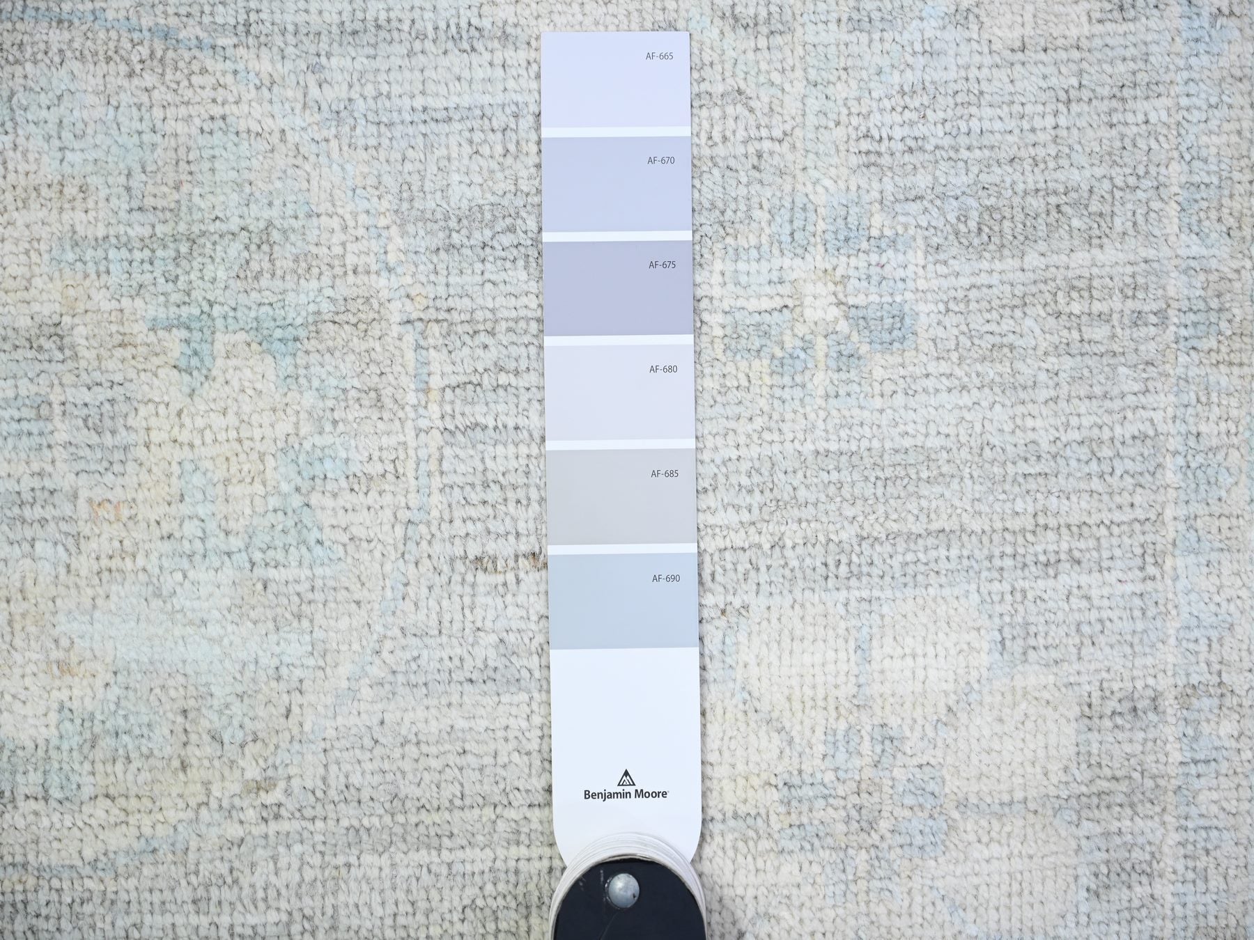 Peshawar Oushak hand-knotted wool runner in Gray & Anti-Flash White, 4' x 12'2" — SKU O074953 (view 3)