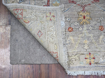Bidjar Oushak hand-knotted wool rug in Gray, 3'1" x 5' — SKU O074969 (view 2)
