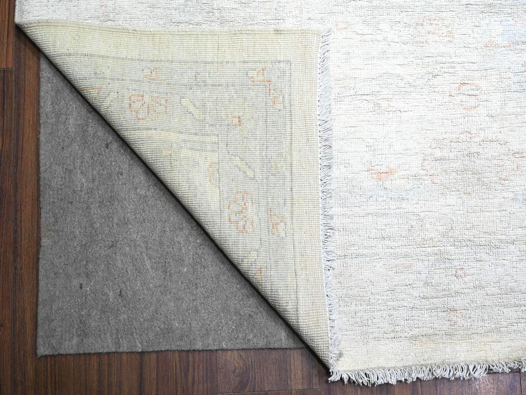 Peshawar Oushak hand-knotted wool rug in Ivory & Feather White, 11'11" x 14'3" — SKU O074971 (view 4)