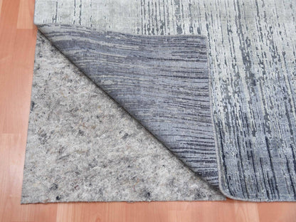 Grey 4'0" x 6'0" Modern / Contemporary Hand knotted Wool Rug - Sku: O075028