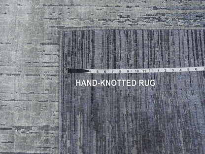Grey 4'0" x 6'0" Modern / Contemporary Hand knotted Wool Rug - Sku: O075028
