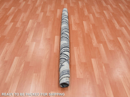 Grey 6'0" x 6'0" Modern / Contemporary Hand knotted Wool/Silk Rug - Sku: O075029