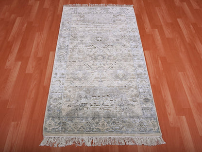 Grey 3'0" x 5'2" Transitional Hand knotted Wool/Silk Rug - Sku: O075040