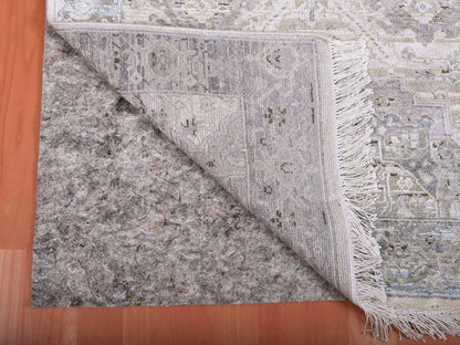 Grey 3'0" x 5'2" Transitional Hand knotted Wool/Silk Rug - Sku: O075040