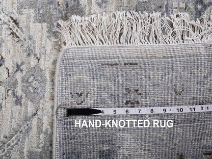 Grey 3'0" x 5'2" Transitional Hand knotted Wool/Silk Rug - Sku: O075040