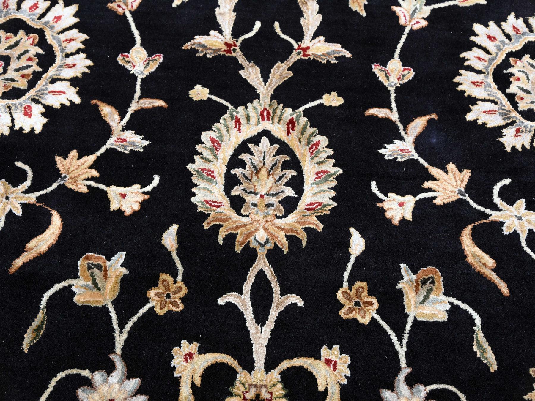 Rajasthan Rajasthan hand-knotted wool/silk rug in Black & Ivory, 10' x 10'2" — SKU O075067 (view 8)