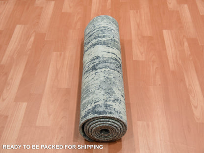 Grey 2'7" x 10'2" Modern / Contemporary Hand knotted Wool/Silk Rug - Sku: O075078