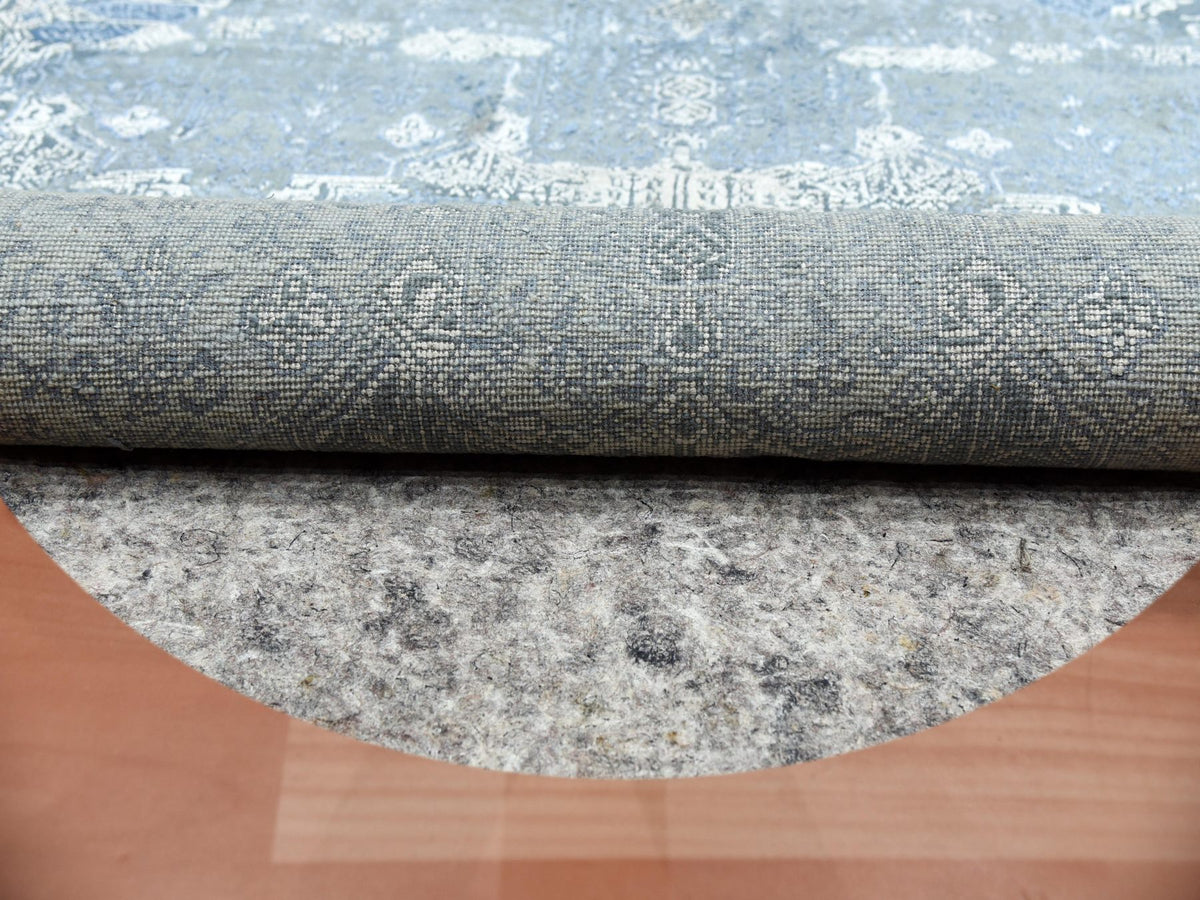 Transitional hand-knotted wool/pure silk rug in Blue, 10' x 10'1" — SKU O075089 (view 5)