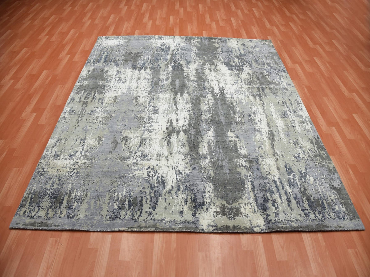 Modern / Contemporary hand-knotted wool/silk rug in Gray, 8' x 8'2" — SKU O075093 (view 2)