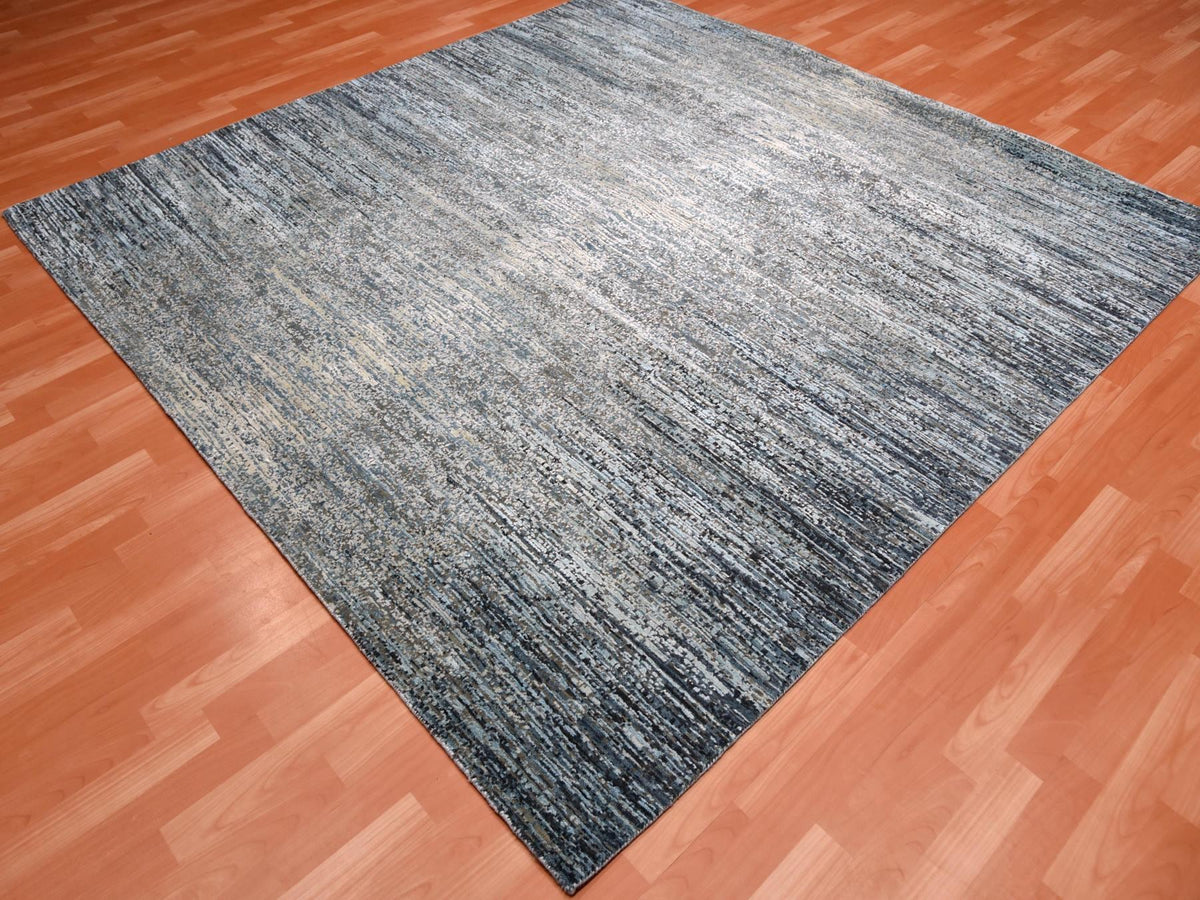Modern / Contemporary hand-knotted wool/silk rug in Gray, 8' x 8'2" — SKU O075098 (view 3)