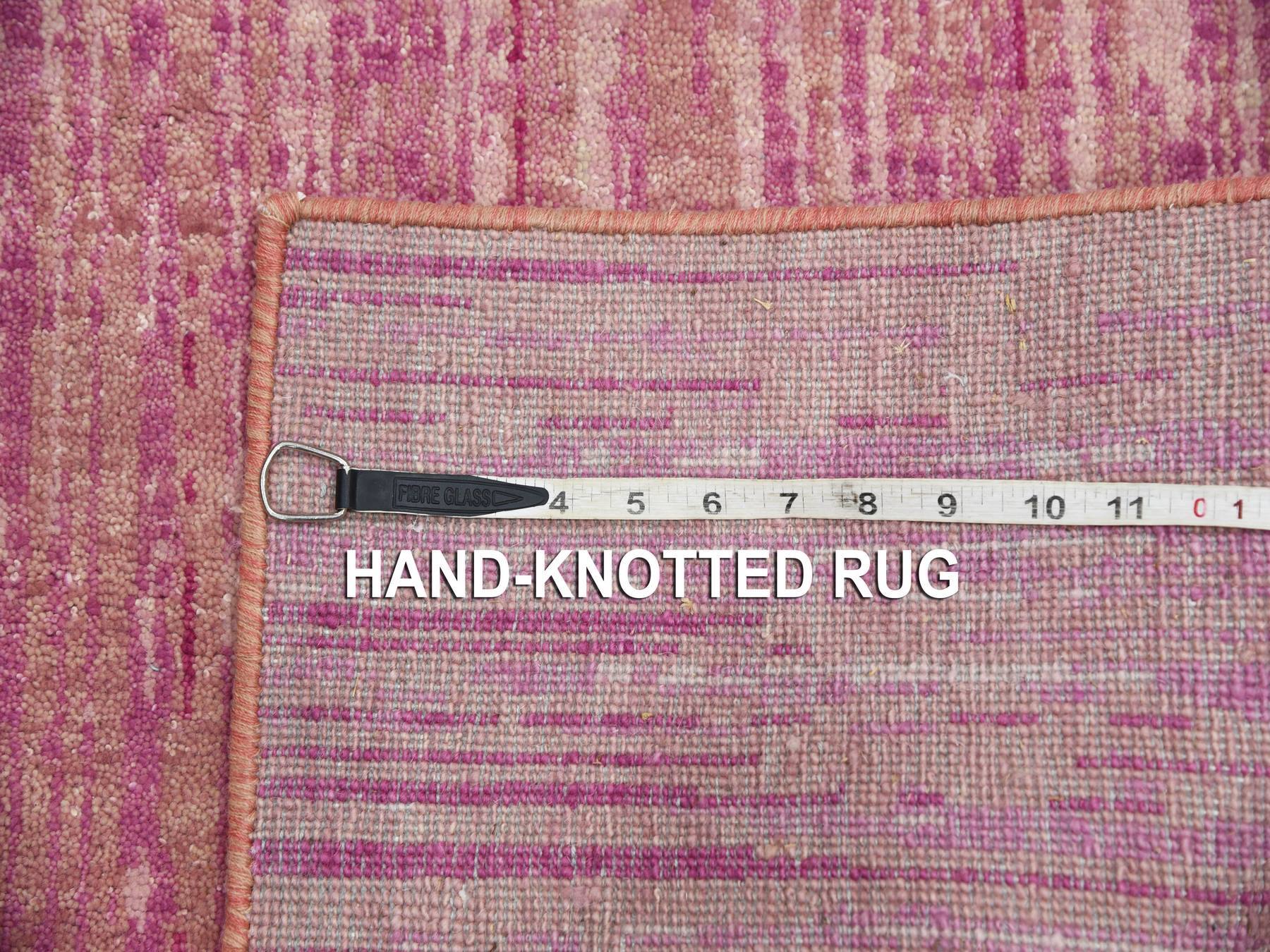 Modern / Contemporary hand-knotted wool runner in Pink, 2'7" x 10' — SKU O075109 (view 7)