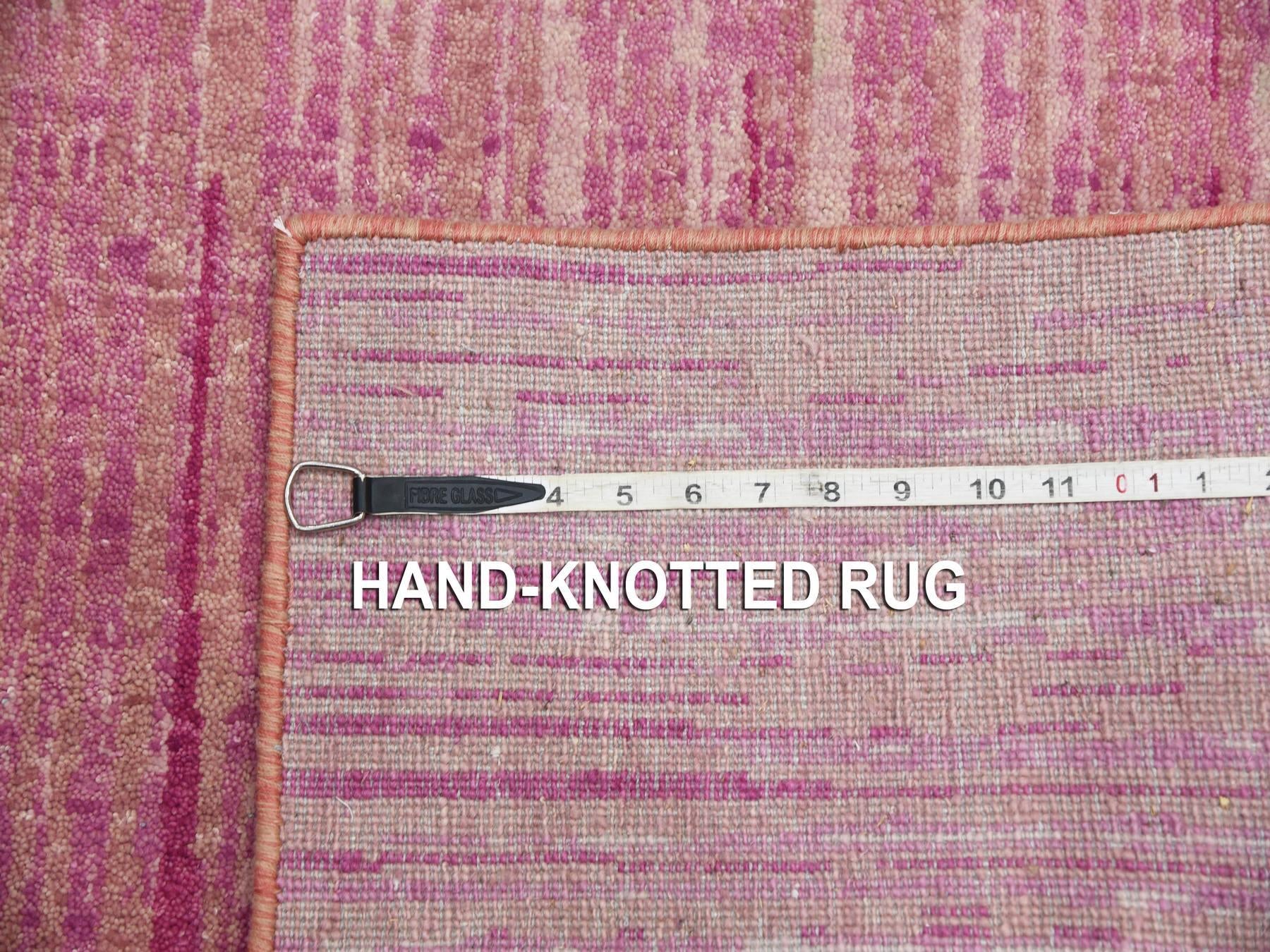 Modern / Contemporary hand-knotted wool runner in Pink, 2'6" x 10'1" — SKU O075110 (view 7)