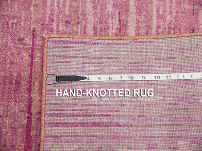 Modern / Contemporary hand-knotted wool runner in Pink, 2'6" x 10'1" — SKU O075110 (view 7)