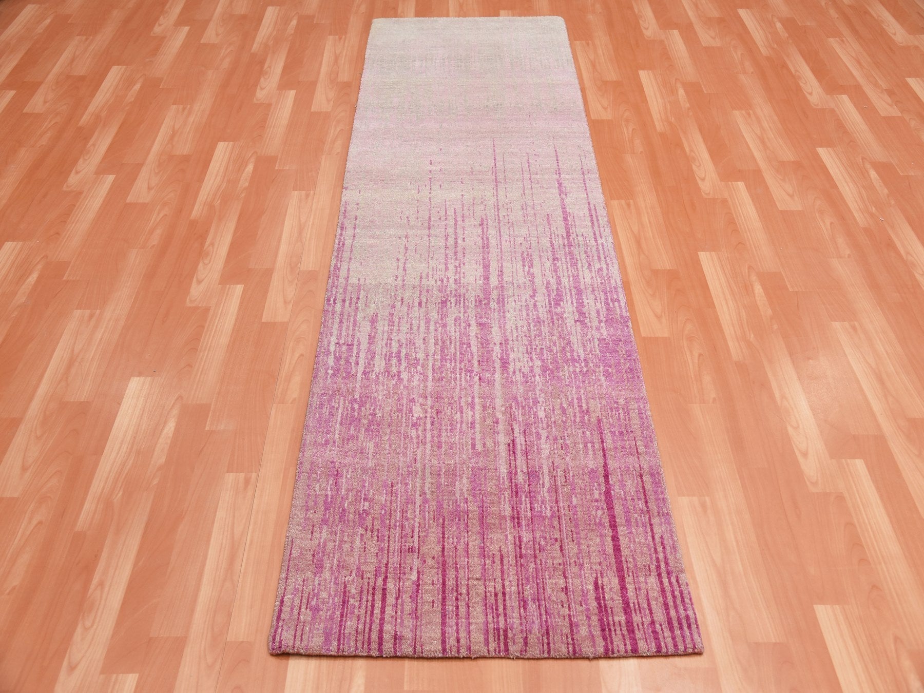 Modern / Contemporary hand-knotted wool runner in Pink, 2'7" x 8'4" — SKU O075114 (view 2)