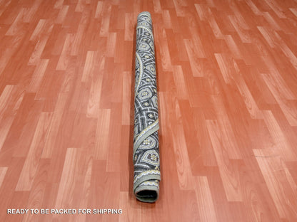 Brown 6'1" x 6'1" Transitional Hand knotted Wool/Silk Rug - Sku: O075130