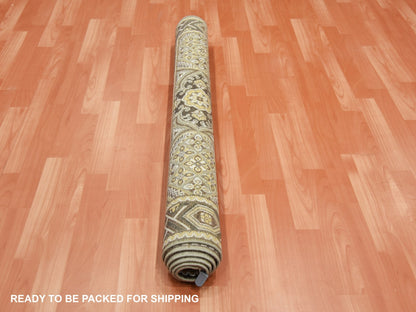Brown 4'0" x 6'2" Transitional Hand knotted Wool/Silk Rug - Sku: O075132