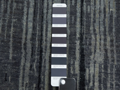 Modern / Contemporary hand-knotted wool rug in Gray & Brown, 7'10" x 8'1" — SKU O075145 (view 8)