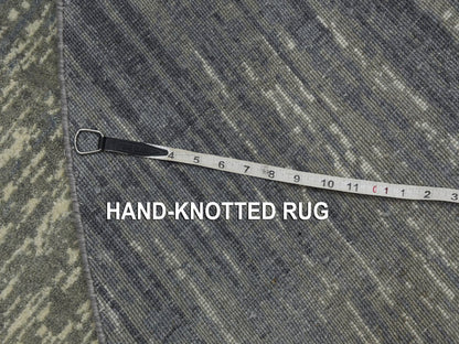 Grey 7'0" x 7'2" Modern / Contemporary Hand knotted Wool Rug - Sku: O075147
