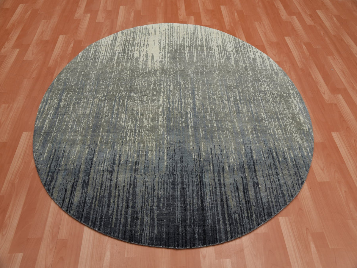 Modern / Contemporary hand-knotted wool rug in Gray, 6' x 6' — SKU O075148 (view 2)