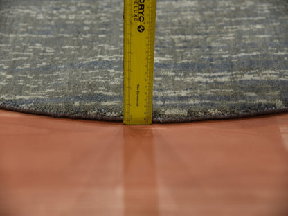 Modern / Contemporary hand-knotted wool rug in Gray, 6' x 6' — SKU O075148 (view 6)