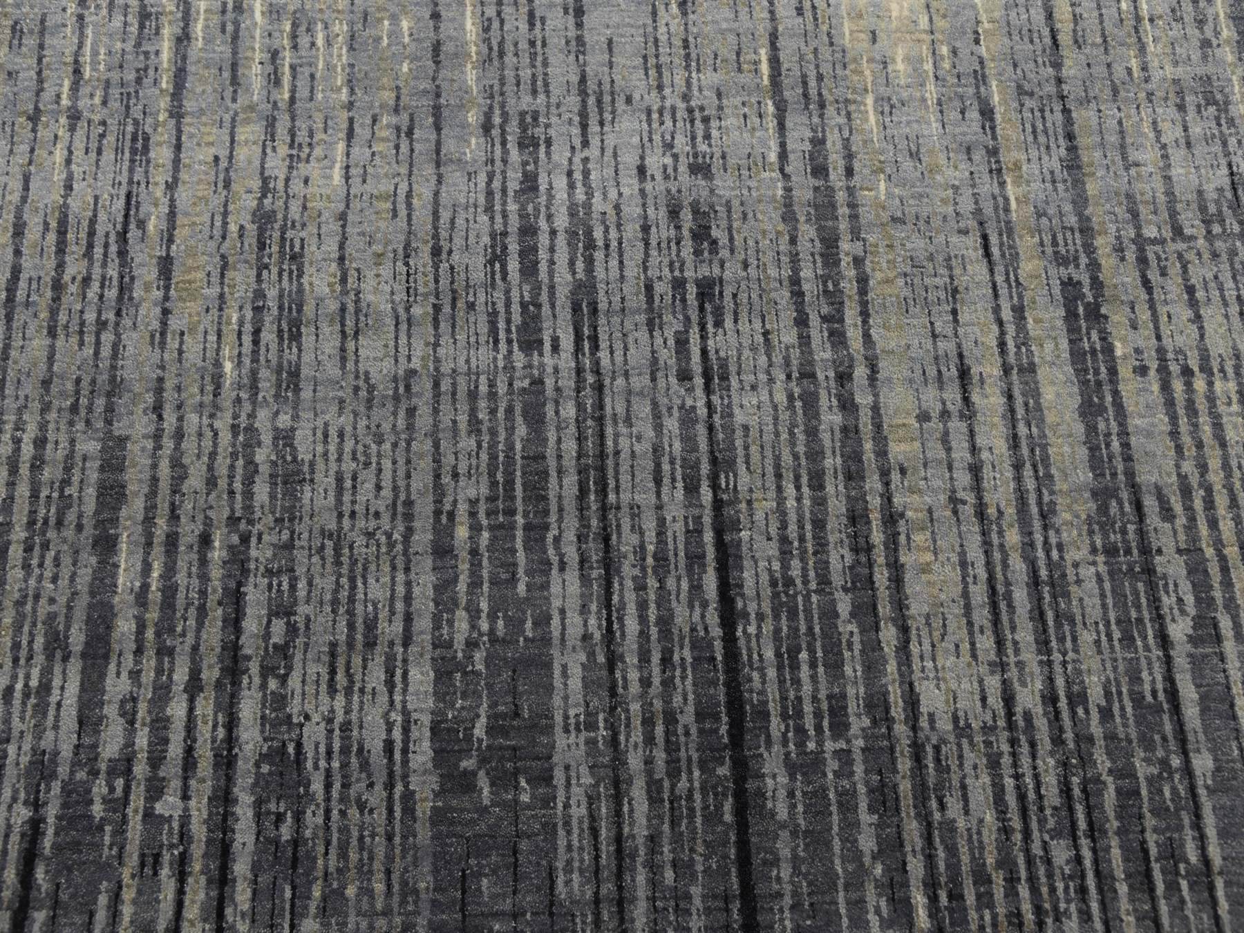 Modern / Contemporary hand-knotted wool rug in Gray, 12'2" x 15' — SKU O075152 (view 9)
