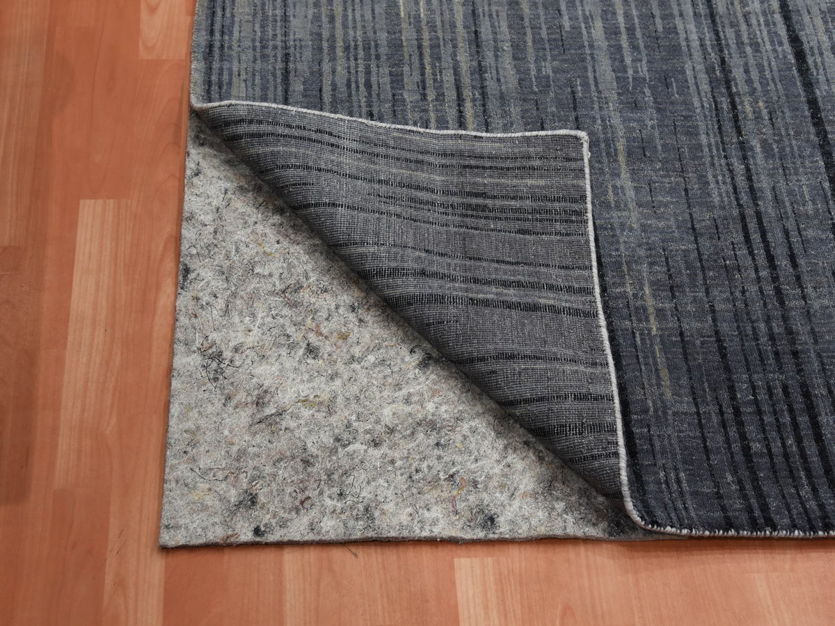 Modern / Contemporary hand-knotted wool rug in Gray, 12'2" x 18' — SKU O075153 (view 4)