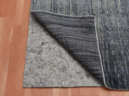 Modern / Contemporary hand-knotted wool runner in Gray, 6'1" x 12'1" — SKU O075154 (view 4)