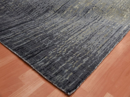 Modern / Contemporary hand-knotted wool runner in Gray, 6'1" x 12'1" — SKU O075154 (view 6)