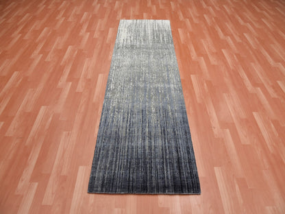 Modern / Contemporary hand-knotted wool runner in Gray, 2'6" x 8' — SKU O075157 (view 2)